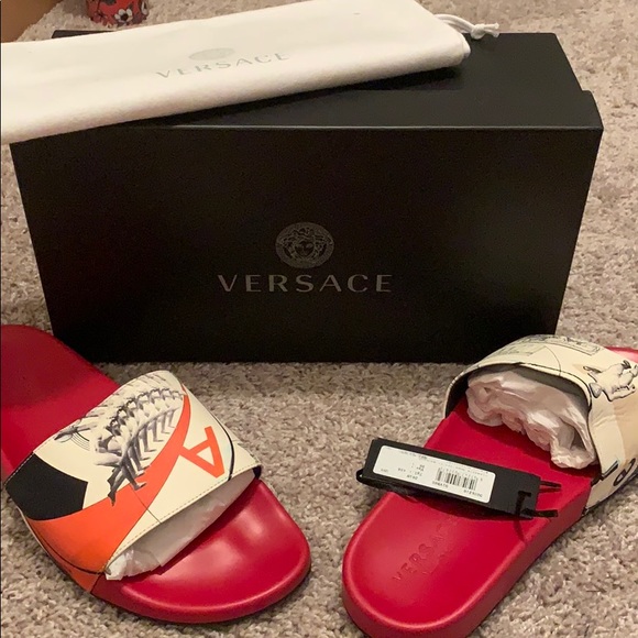 Versace Other - Men’s Versace PCS Unique Slippers